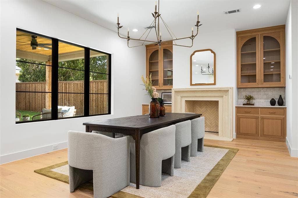 6453 Bob O Link Drive, Dallas, TX 75214 6453 Bob O Link Drive, Dallas, TX 75214