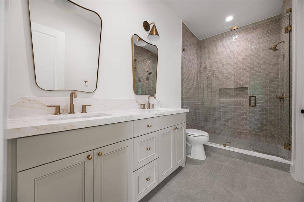 6453 Bob O Link Drive, Dallas, TX 75214 6453 Bob O Link Drive, Dallas, TX 75214