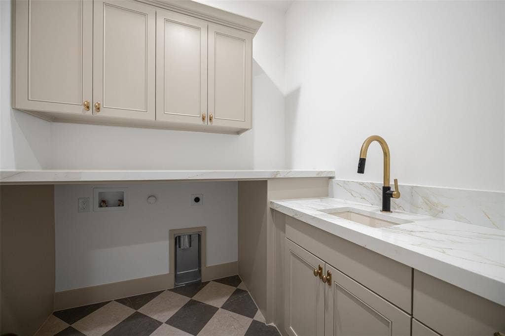 6453 Bob O Link Drive, Dallas, TX 75214 6453 Bob O Link Drive, Dallas, TX 75214
