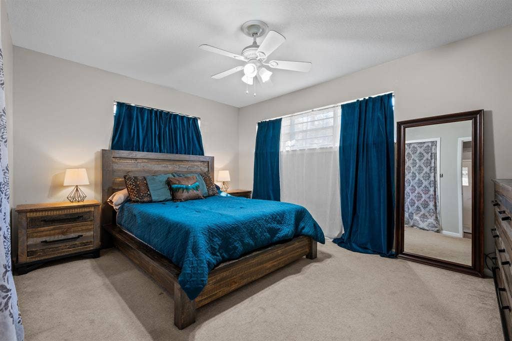 604 Crestview Drive, Granbury, TX 76048