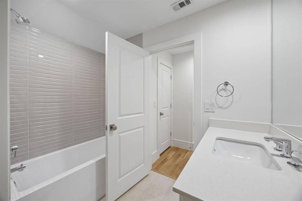 4404 Normandy Avenue, University Park, TX 75205 4404 Normandy Avenue, University Park, TX 75205