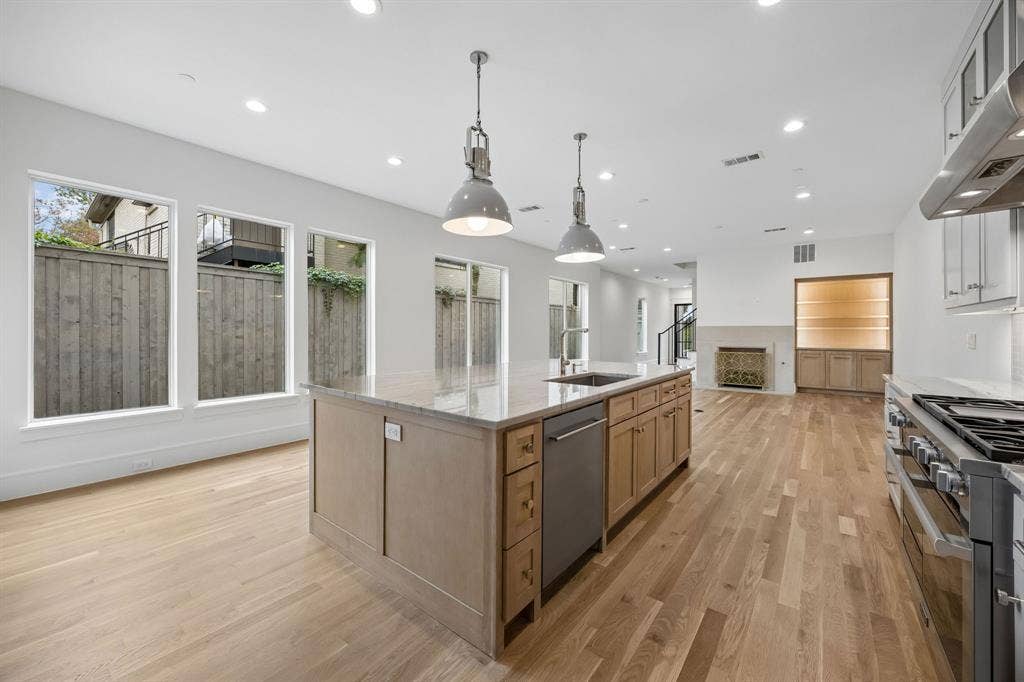 4404 Normandy Avenue, University Park, TX 75205 4404 Normandy Avenue, University Park, TX 75205