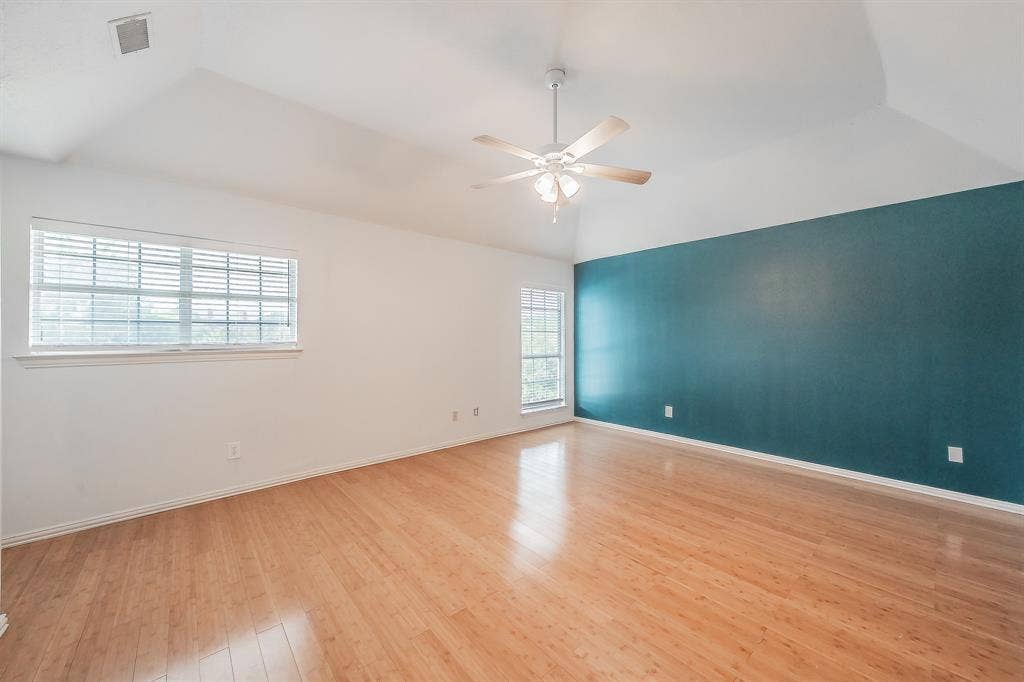 10503 Waters Drive, Irving, TX 75063 10503 Waters Drive, Irving, TX 75063