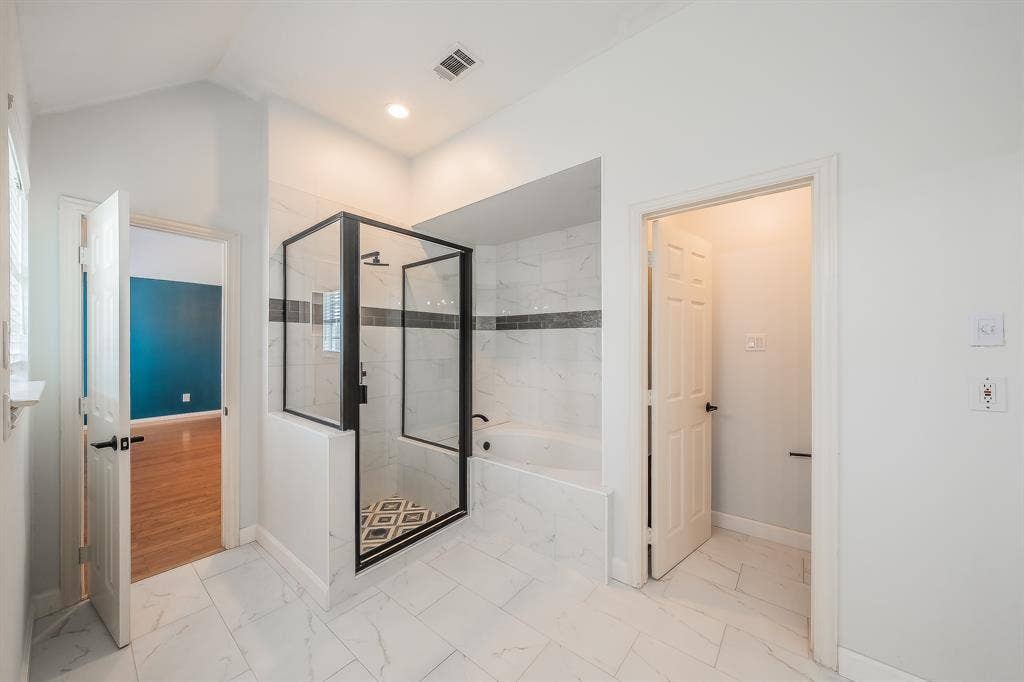 10503 Waters Drive, Irving, TX 75063 10503 Waters Drive, Irving, TX 75063