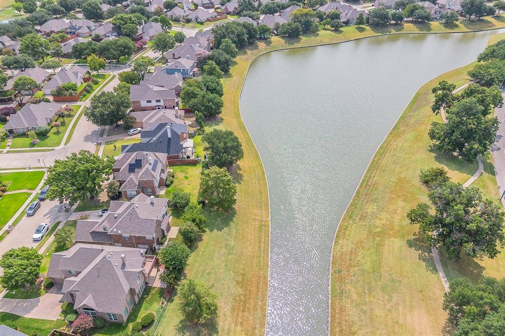 10503 Waters Drive, Irving, TX 75063 10503 Waters Drive, Irving, TX 75063