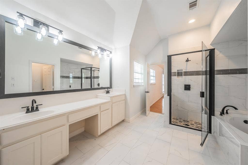 10503 Waters Drive, Irving, TX 75063 10503 Waters Drive, Irving, TX 75063