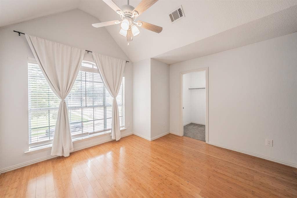 10503 Waters Drive, Irving, TX 75063 10503 Waters Drive, Irving, TX 75063