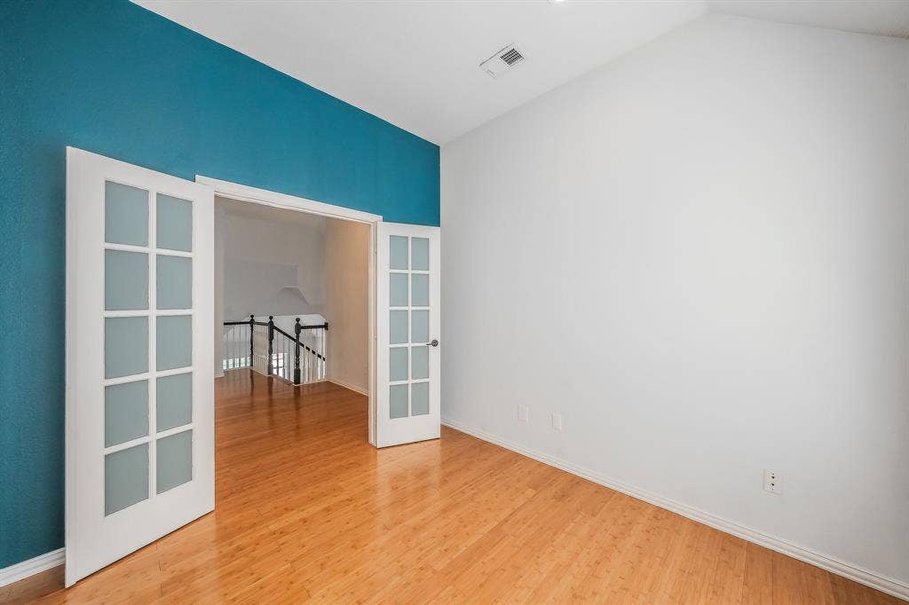 10503 Waters Drive, Irving, TX 75063 10503 Waters Drive, Irving, TX 75063