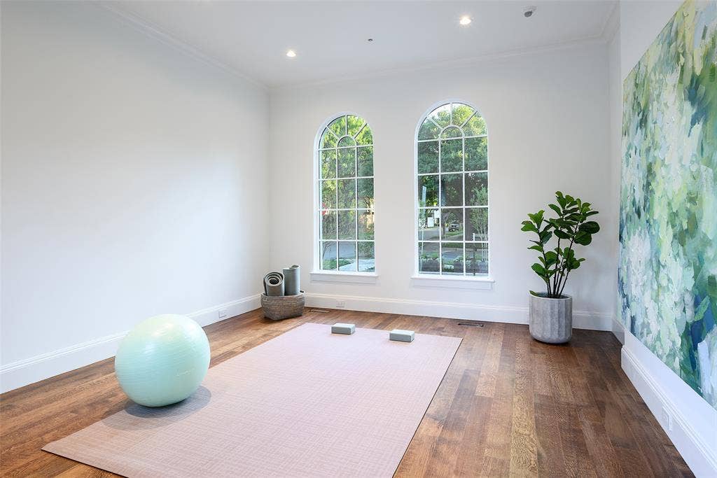 Wellness Sanctuary with Private Entry separate from Main House.
