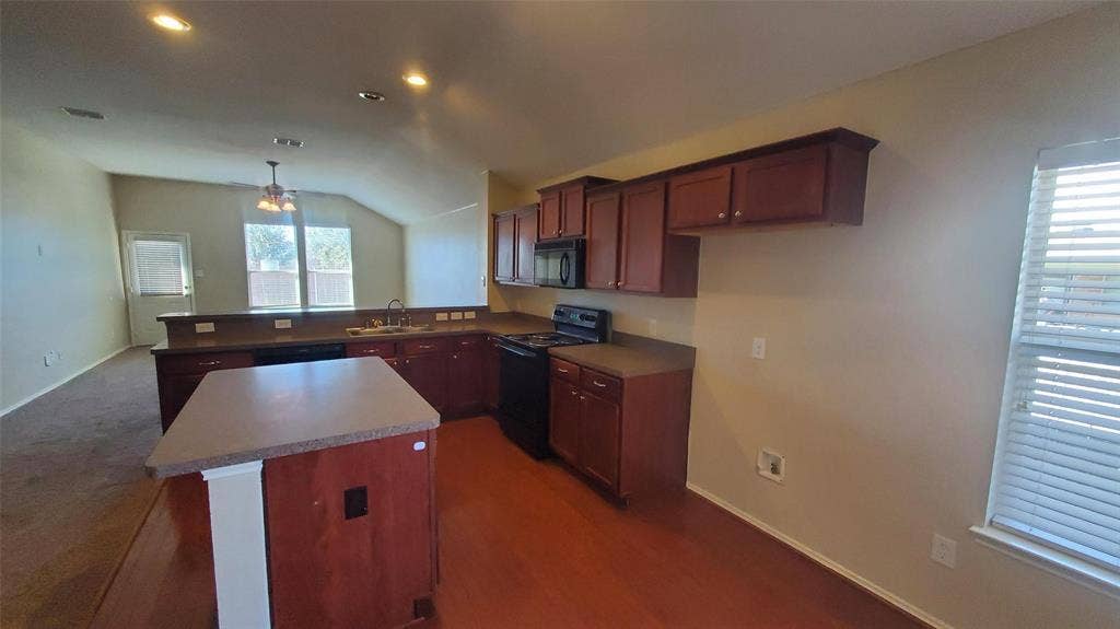 1019 Rumley Road, Forney, TX 75126 1019 Rumley Road, Forney, TX 75126