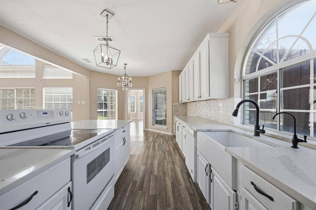 822 Sycamore Creek Road, Allen, TX 75002 822 Sycamore Creek Road, Allen, TX 75002