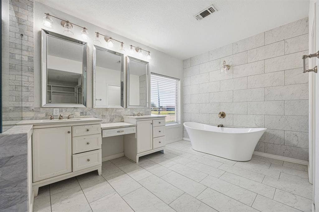 822 Sycamore Creek Road, Allen, TX 75002 822 Sycamore Creek Road, Allen, TX 75002
