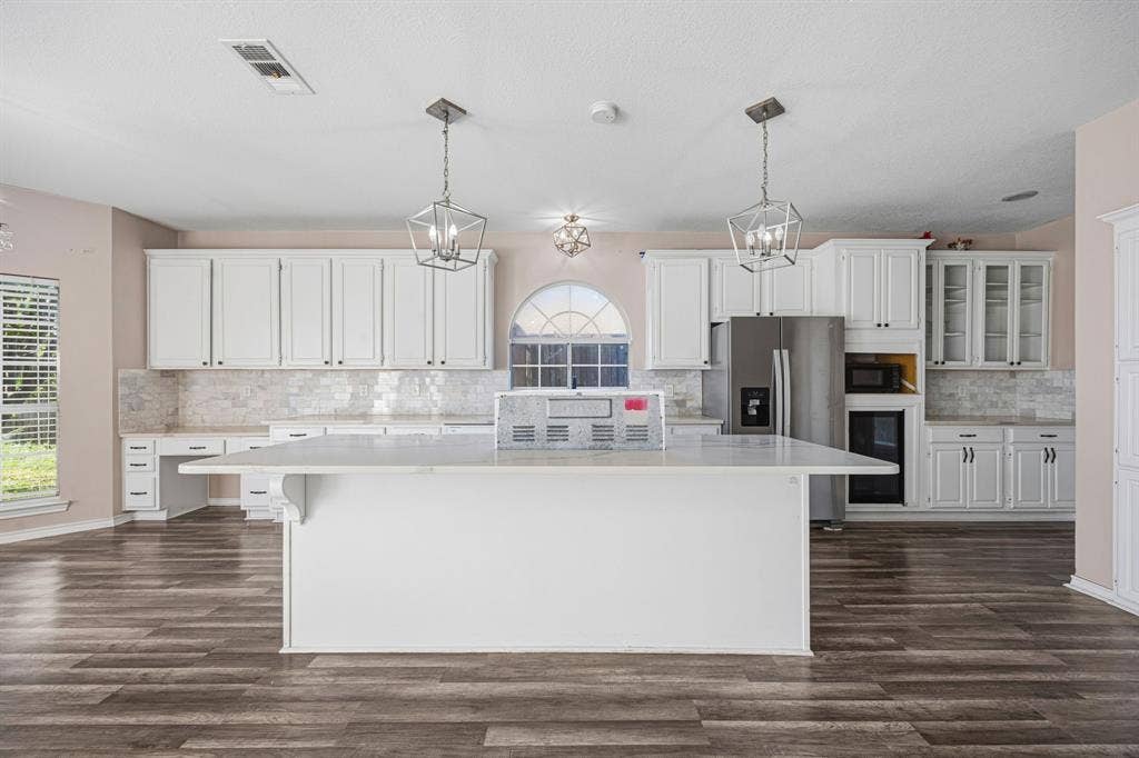 822 Sycamore Creek Road, Allen, TX 75002 822 Sycamore Creek Road, Allen, TX 75002