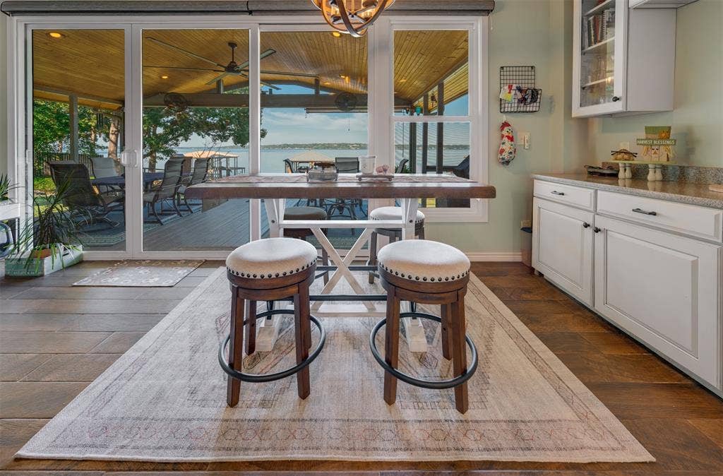 10638 Circle Point, Frankston, TX 75763 10638 Circle Point, Frankston, TX 75763