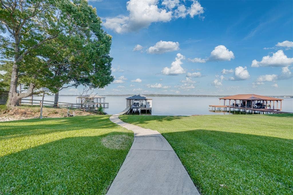 10638 Circle Point, Frankston, TX 75763 10638 Circle Point, Frankston, TX 75763