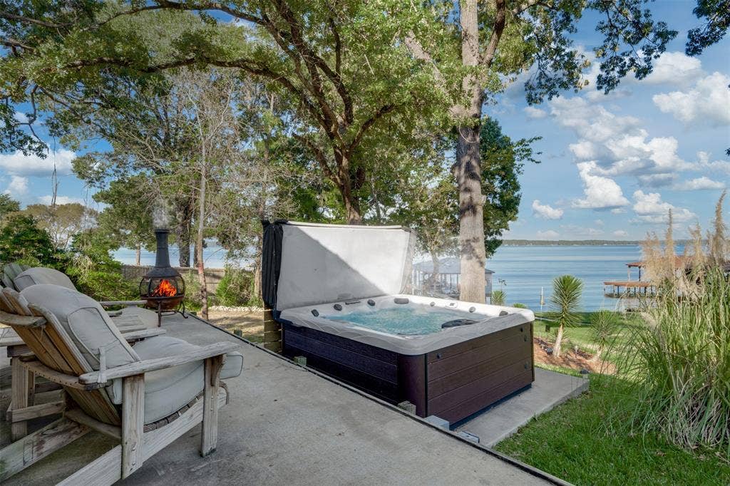 10638 Circle Point, Frankston, TX 75763 10638 Circle Point, Frankston, TX 75763
