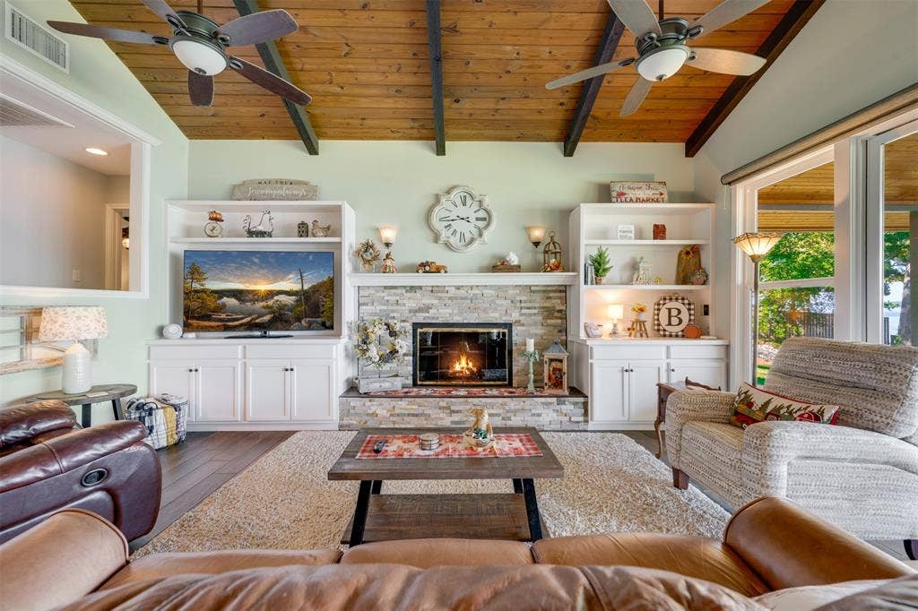 10638 Circle Point, Frankston, TX 75763 10638 Circle Point, Frankston, TX 75763