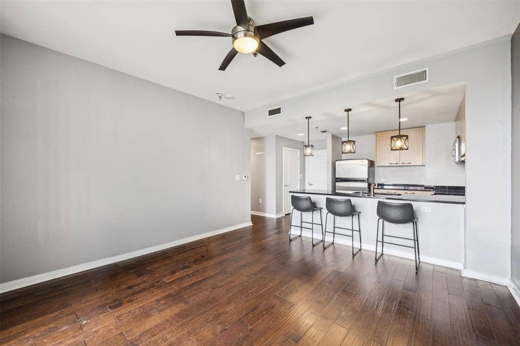1200 Main Street, #503, Dallas, TX 75202