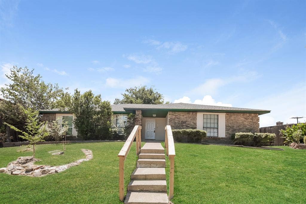 728 Southwynd Street, Mesquite, TX 75150 728 Southwynd Street, Mesquite, TX 75150