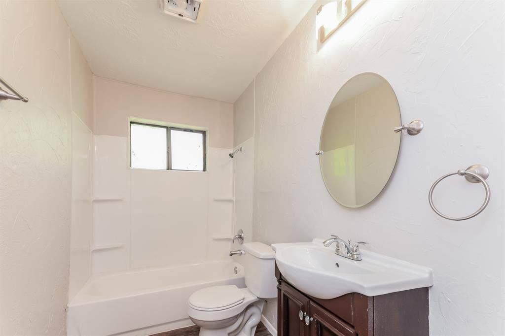 728 Southwynd Street, Mesquite, TX 75150 728 Southwynd Street, Mesquite, TX 75150