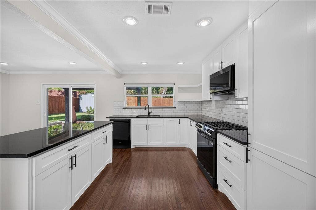 721 Owensons Drive, Dallas, TX 75224 721 Owensons Drive, Dallas, TX 75224
