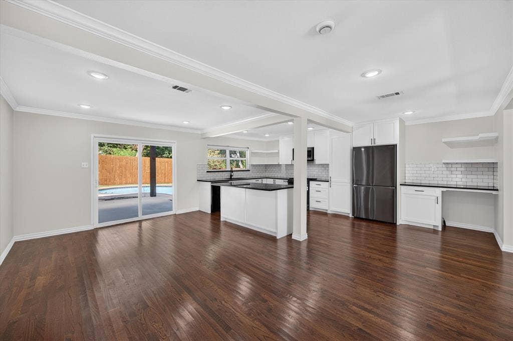 721 Owensons Drive, Dallas, TX 75224 721 Owensons Drive, Dallas, TX 75224