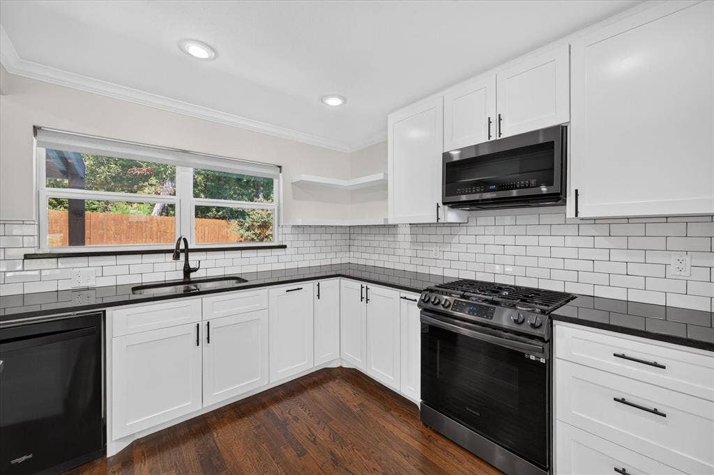721 Owensons Drive, Dallas, TX 75224 721 Owensons Drive, Dallas, TX 75224
