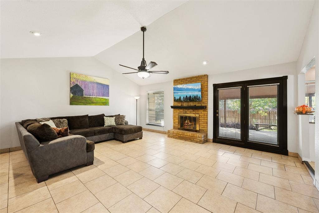 1508 Strawberry Circle, Irving, TX 75060 1508 Strawberry Circle, Irving, TX 75060
