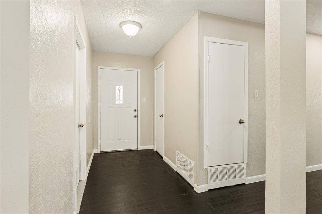 1508 Strawberry Circle, Irving, TX 75060 1508 Strawberry Circle, Irving, TX 75060