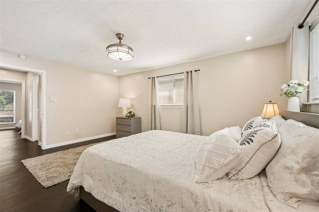 1508 Strawberry Circle, Irving, TX 75060 1508 Strawberry Circle, Irving, TX 75060