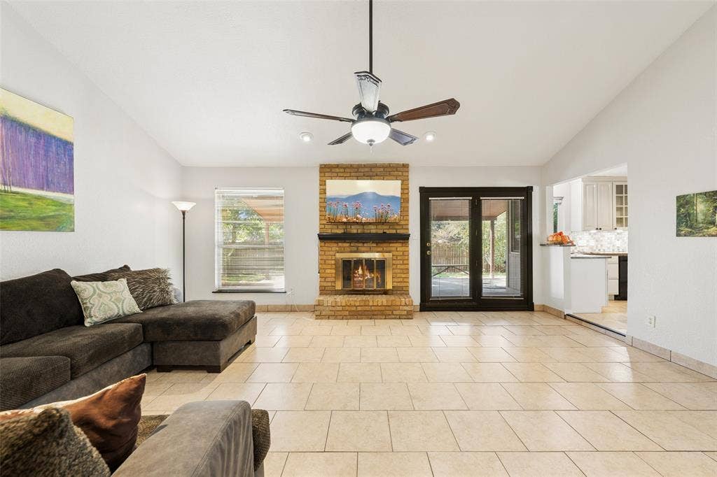 1508 Strawberry Circle, Irving, TX 75060 1508 Strawberry Circle, Irving, TX 75060