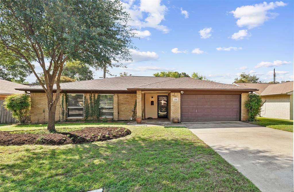 1508 Strawberry Circle, Irving, TX 75060 1508 Strawberry Circle, Irving, TX 75060
