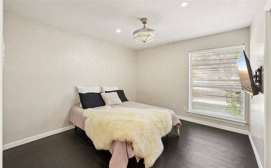 1508 Strawberry Circle, Irving, TX 75060 1508 Strawberry Circle, Irving, TX 75060