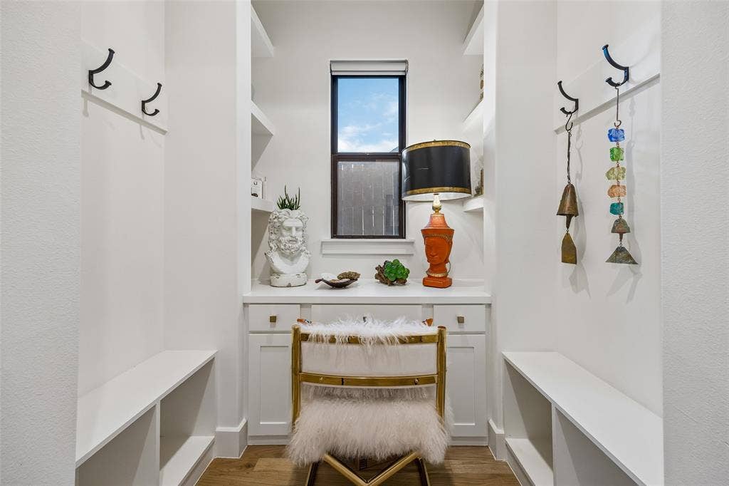 523 Cameron Avenue, Dallas, TX 75223 523 Cameron Avenue, Dallas, TX 75223