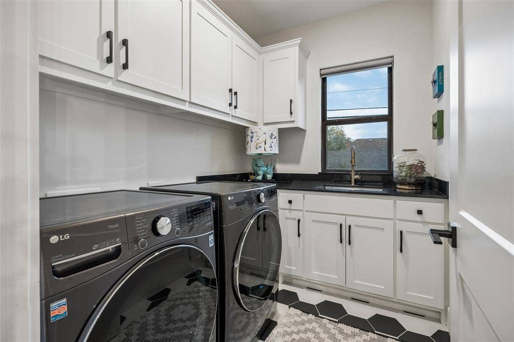 523 Cameron Avenue, Dallas, TX 75223 523 Cameron Avenue, Dallas, TX 75223