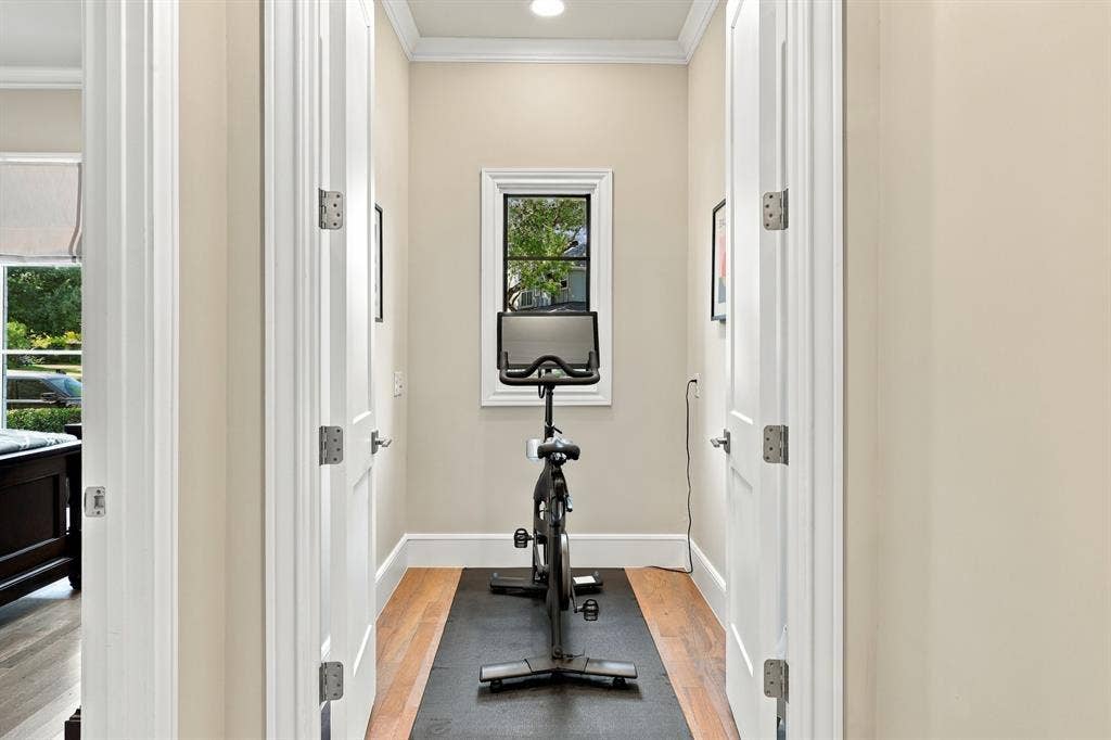 4112 Santa Barbara Drive, Dallas, TX 75214 4112 Santa Barbara Drive, Dallas, TX 75214