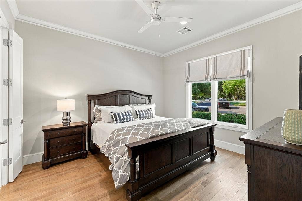 4112 Santa Barbara Drive, Dallas, TX 75214 4112 Santa Barbara Drive, Dallas, TX 75214