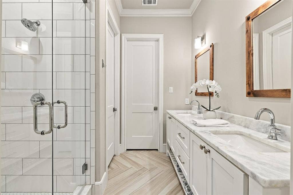 4112 Santa Barbara Drive, Dallas, TX 75214 4112 Santa Barbara Drive, Dallas, TX 75214