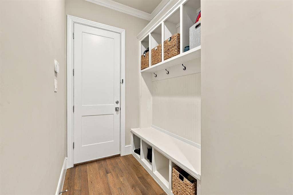 4112 Santa Barbara Drive, Dallas, TX 75214 4112 Santa Barbara Drive, Dallas, TX 75214
