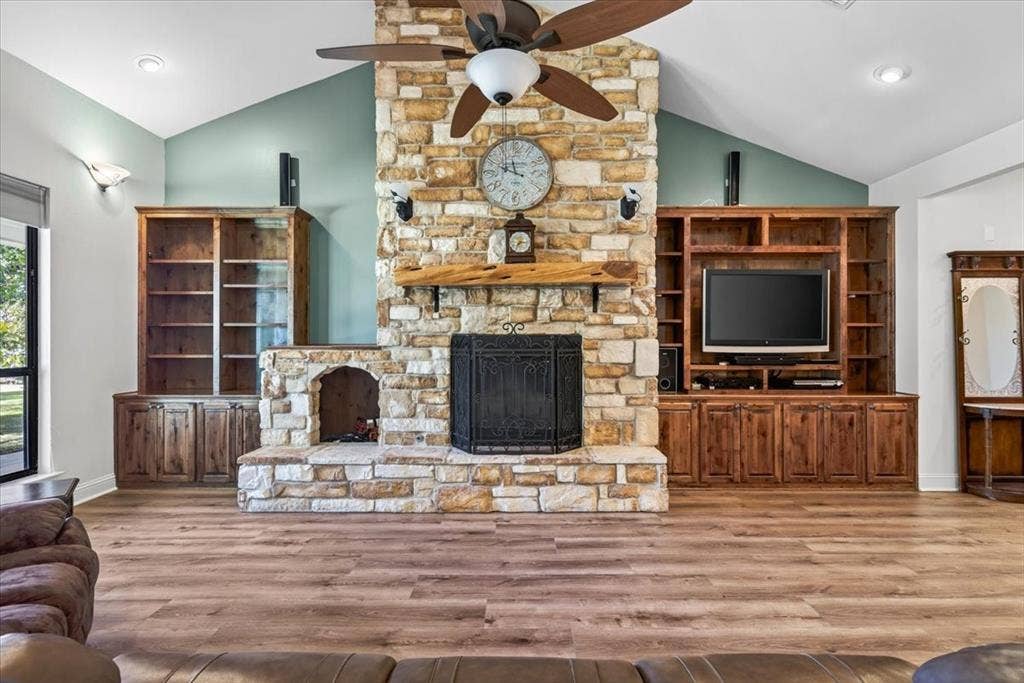 3410 Christina Court N, Athens, TX 75752 3410 Christina Court N, Athens, TX 75752