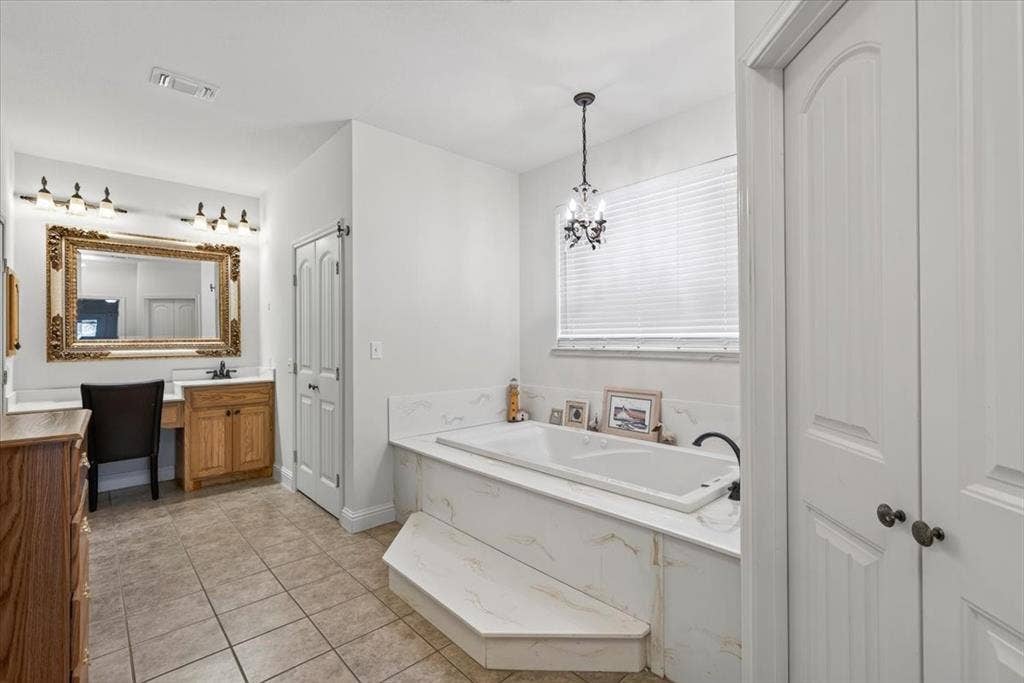 3410 Christina Court N, Athens, TX 75752 3410 Christina Court N, Athens, TX 75752