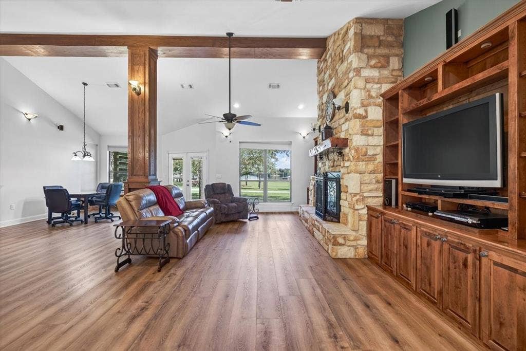 3410 Christina Court N, Athens, TX 75752 3410 Christina Court N, Athens, TX 75752
