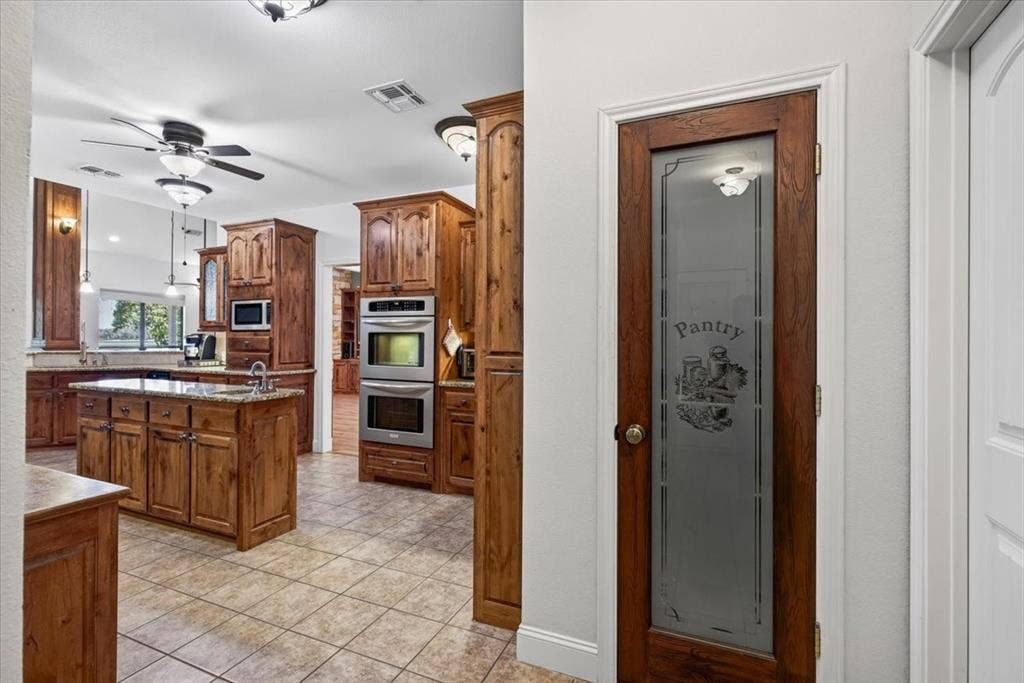 3410 Christina Court N, Athens, TX 75752 3410 Christina Court N, Athens, TX 75752
