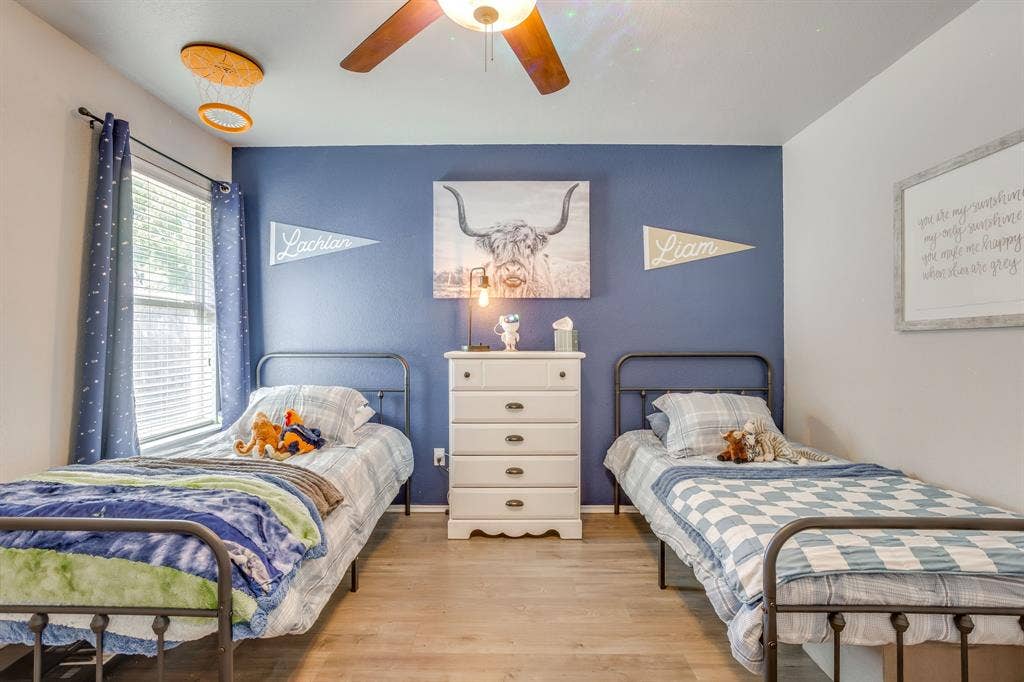 4002 Sapphire Lane, Granbury, TX 76049 4002 Sapphire Lane, Granbury, TX 76049