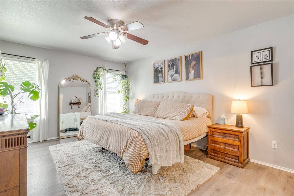 4002 Sapphire Lane, Granbury, TX 76049 4002 Sapphire Lane, Granbury, TX 76049