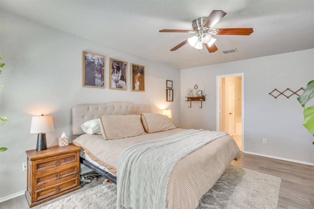 4002 Sapphire Lane, Granbury, TX 76049 4002 Sapphire Lane, Granbury, TX 76049