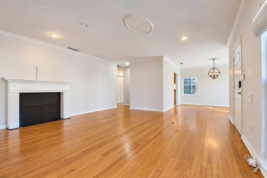 6050 Ellsworth Avenue, Dallas, TX 75206
