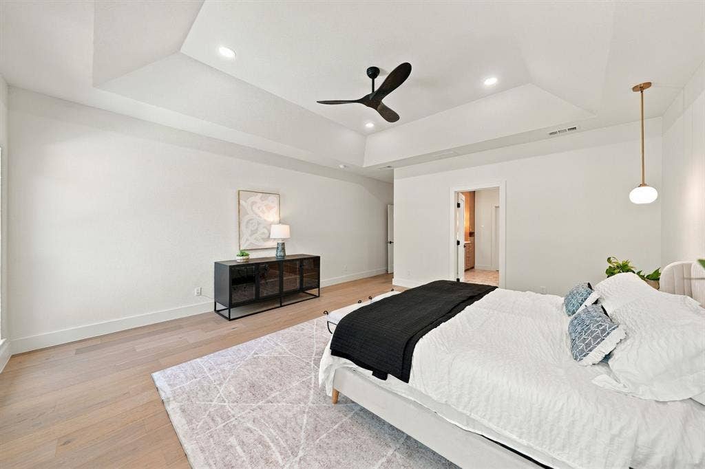6803 Flanary Lane, Dallas, TX 75252
