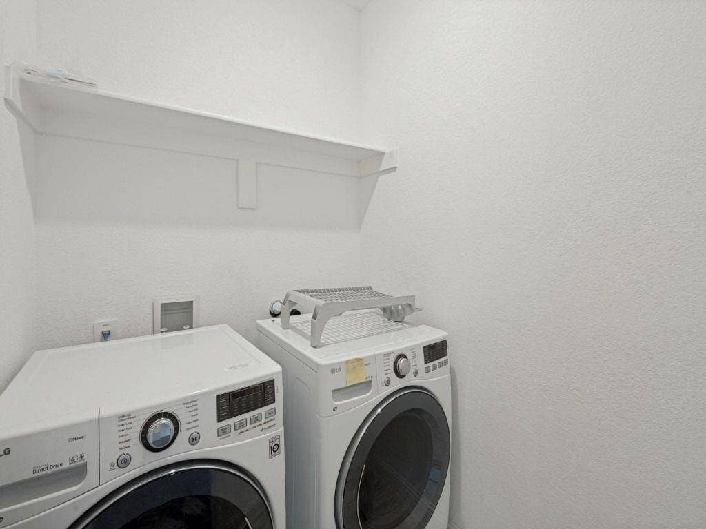 1024 Thomas Place, Carrollton, TX 75006 1024 Thomas Place, Carrollton, TX 75006