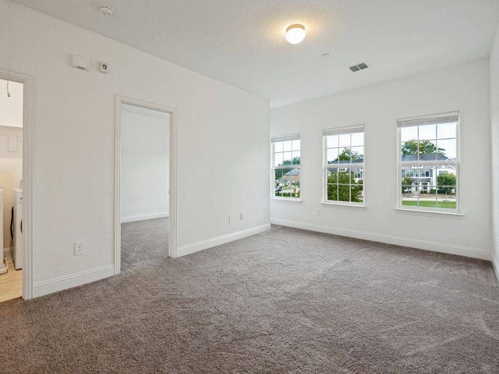 1024 Thomas Place, Carrollton, TX 75006 1024 Thomas Place, Carrollton, TX 75006